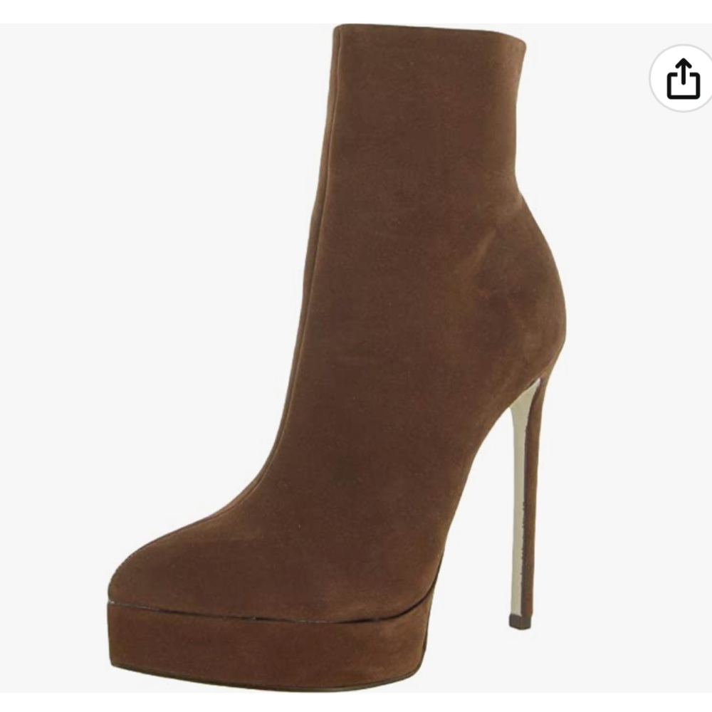NIB Steve Madden Velina Pointed Toe Platform Boots
